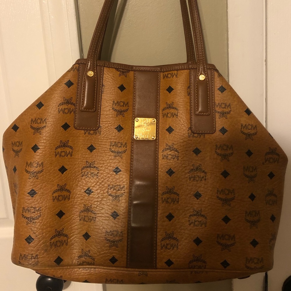 Medium Liz Reversible Visetos Shopper with pouch